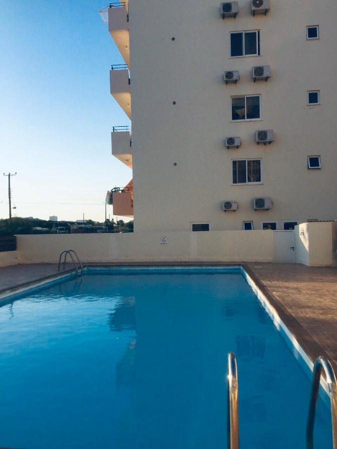 Pool Apartment ラルナカ エクステリア 写真